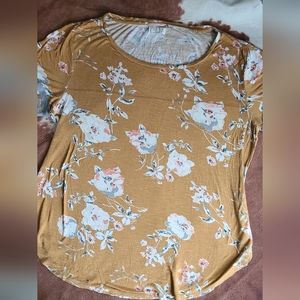 Floral top